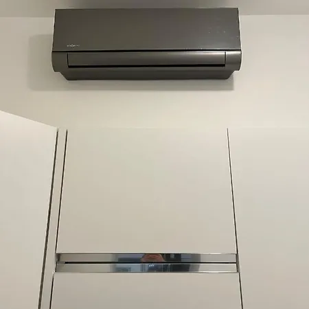 Apartment Bilocale Moderno E Funzionale